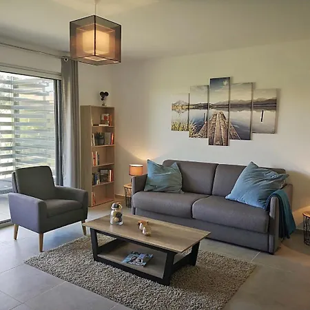 Holiday home Modern Holiday Home In Saint-Raphaa«L With Private Pool Saint-Raphael (Var)